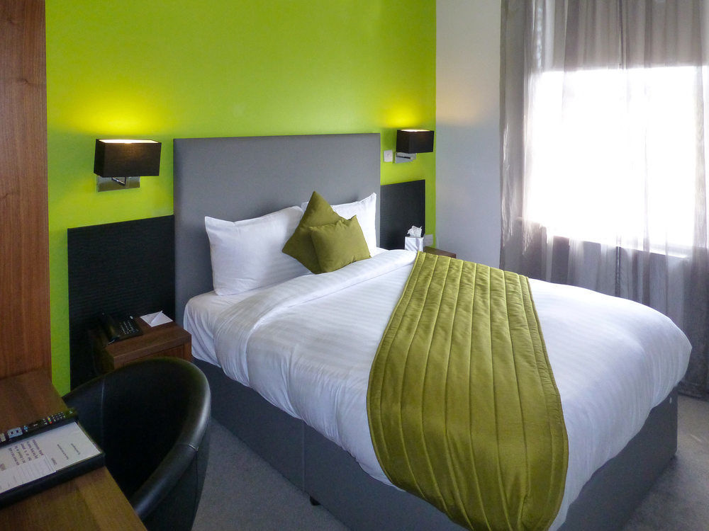 Отель By Mercure 4*